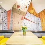 Village Hanuliak Hotel 4*