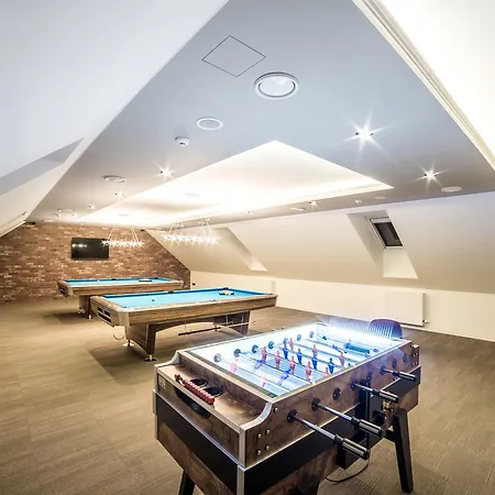 酒店 Village Hanuliak 4*