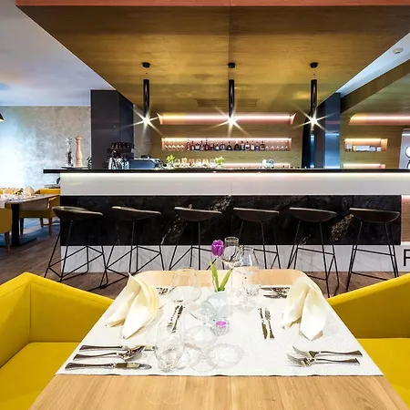 Village Hanuliak Hotel 4*