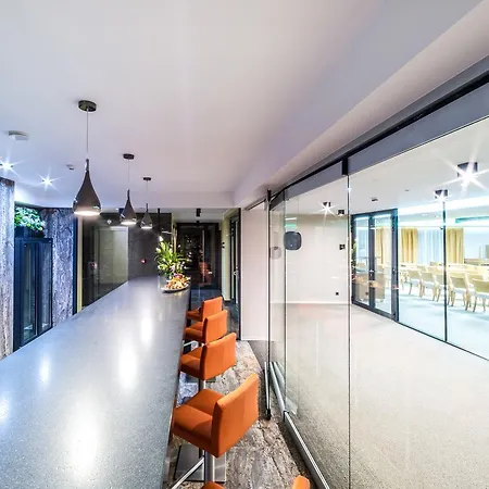 Village Hanuliak Hotel