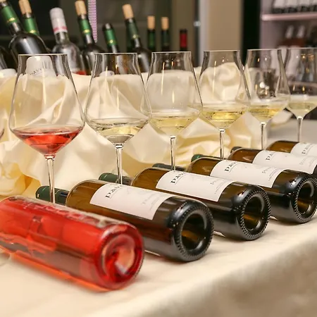 Village Hanuliak Belá