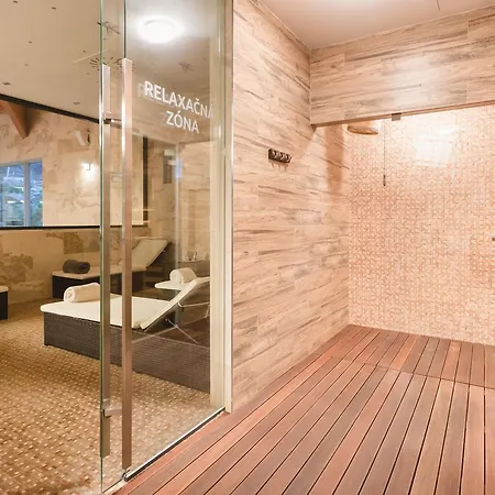 Village Hanuliak 호텔 4*